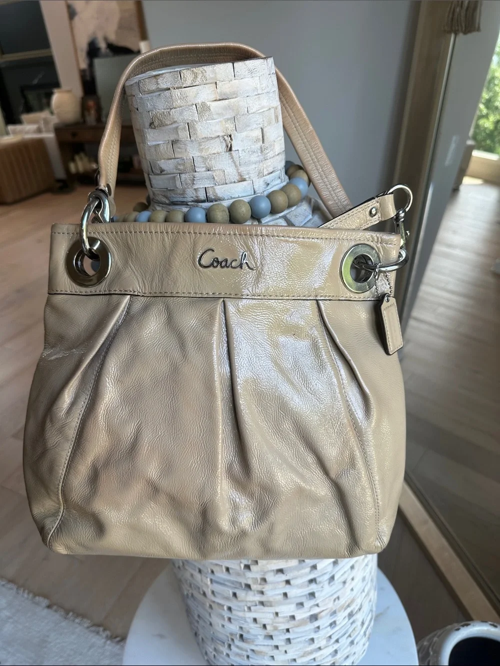 Coach Beige Patent Leather Ashley Shoulder Bag/Crossbody